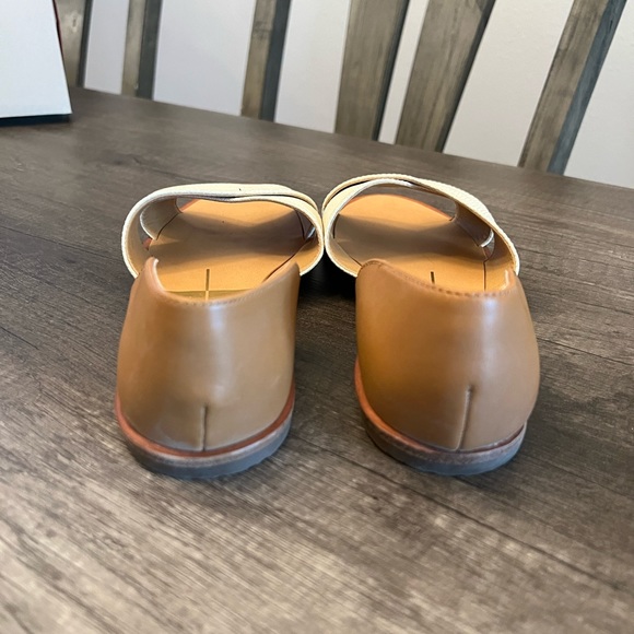 Dolce Vita Open-toed Flats - Picture 2 of 4